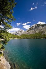 minniewanka banff.jpg